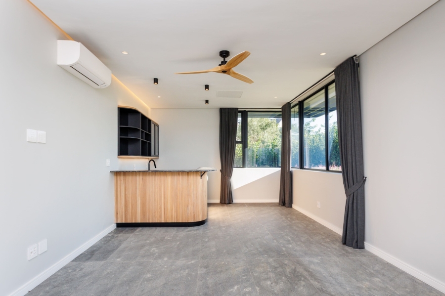 5 Bedroom Property for Sale in Val De Vie Estate Western Cape
